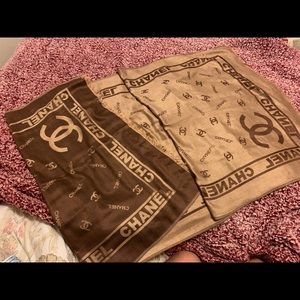 Reversible Chanel Scarf, Need Help authenticating.